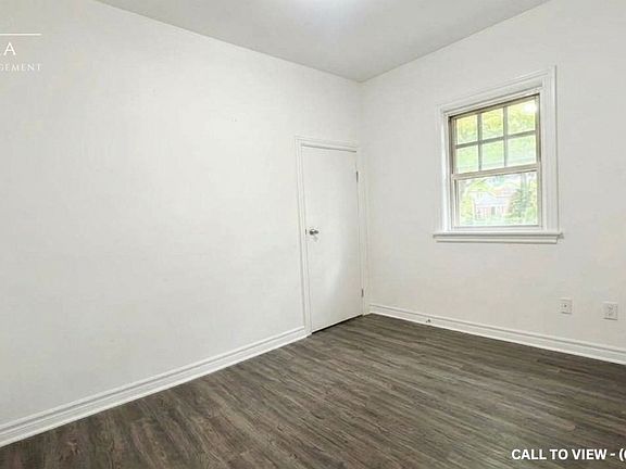 5th image of 981 Hackett St #A
