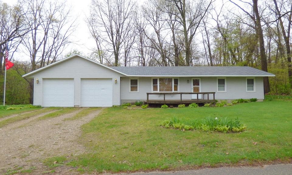 1st image of 52885 Lakeview Dr