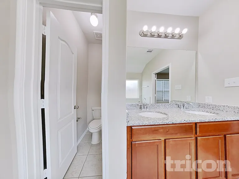 13702 Sun Bear Ct — Photo 10