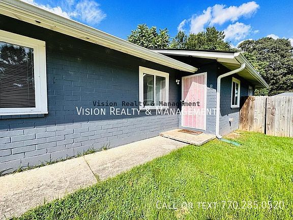 2nd image of 1016 Linam Ave SE #B