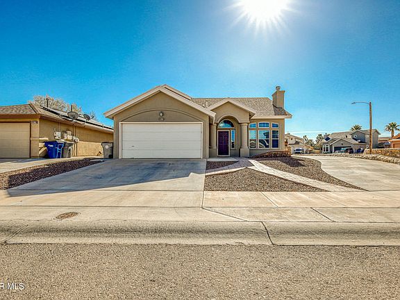 3rd image of 14272 Tierra Yamila Ln