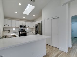 5714 Great Eagle Ct, Las Vegas, NV 89122