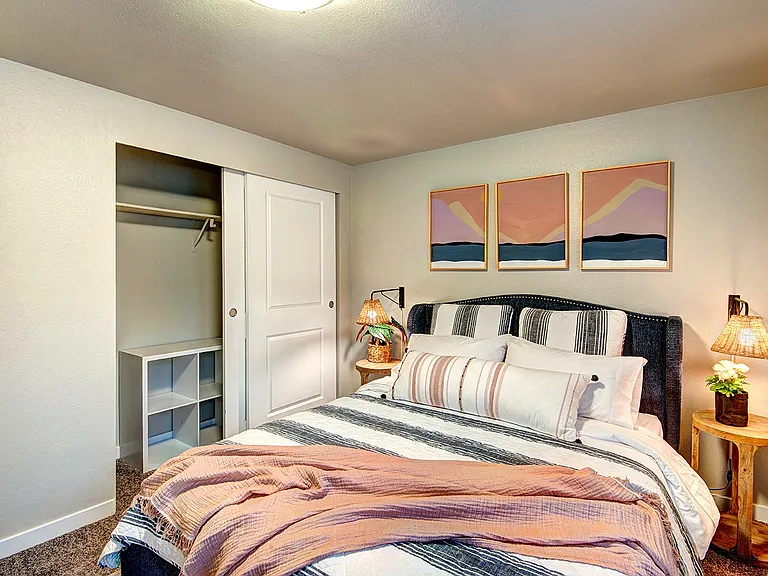 The Lynx Apartments — Photo 19
