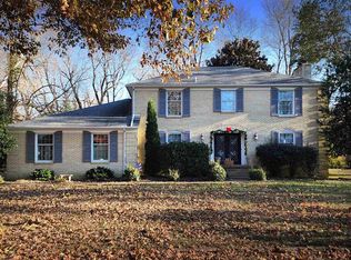 1104 Hickory Ln, Owensboro, KY 42303