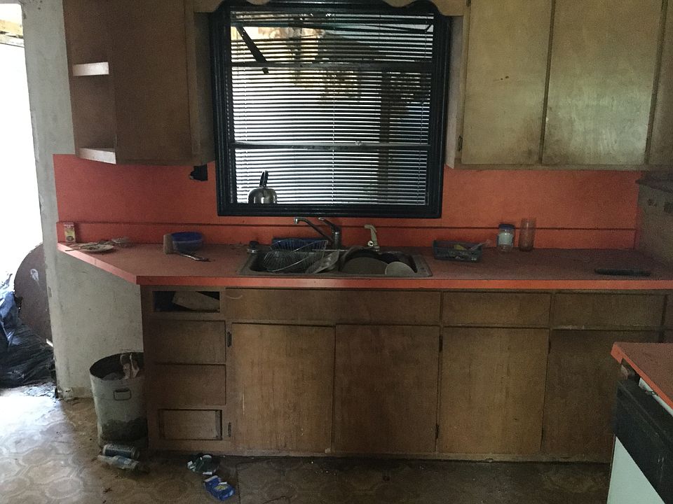2nd image of 2152 Quinto Dr SW