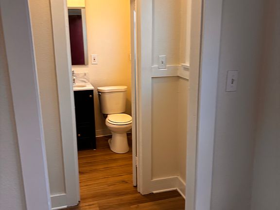 4th image of 1114 Junipero Ave APT 12