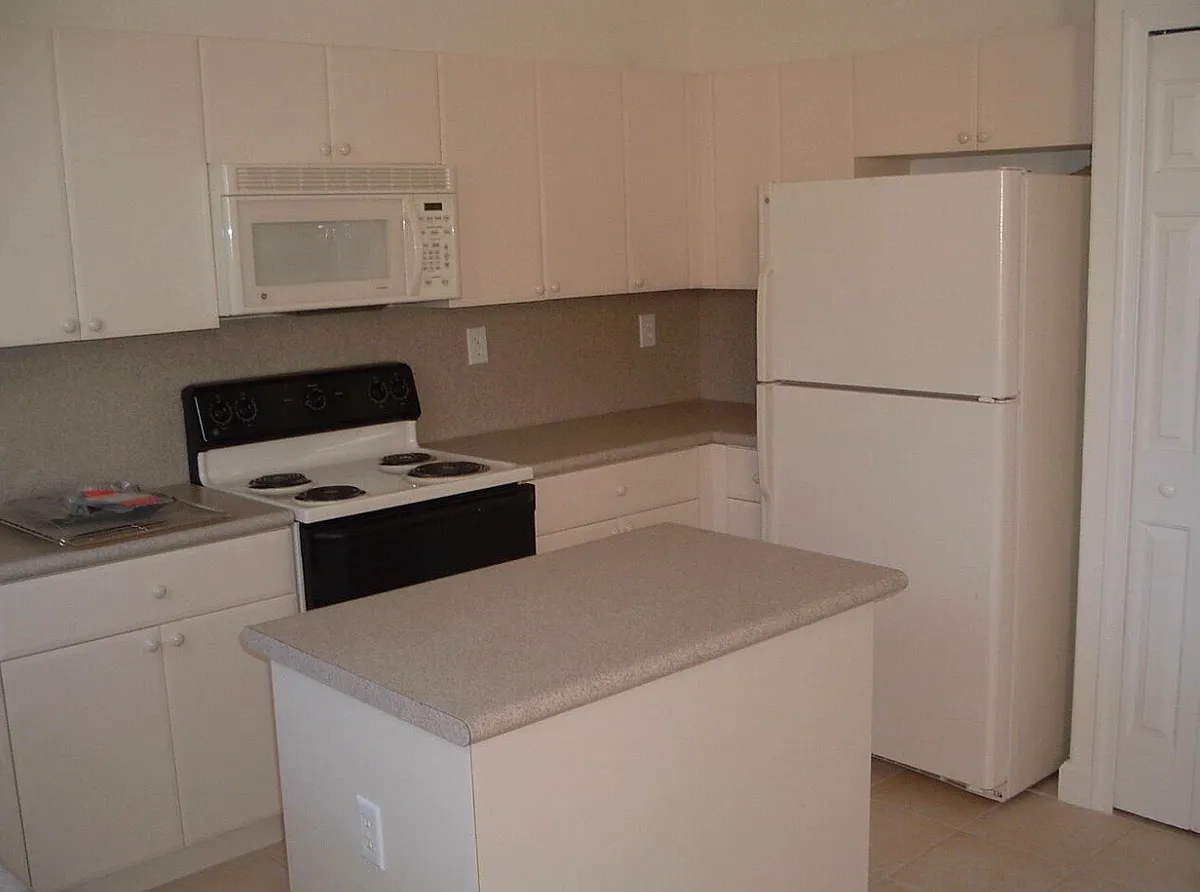 Building Photo - 3808 Shoma Dr