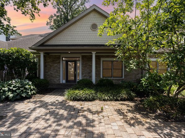 163 High Pointe Dr
