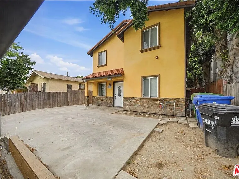 8822 Orchard Ave — Photo 1