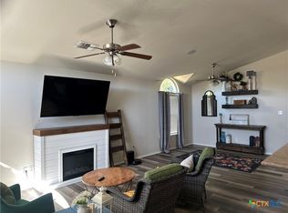 9203 Lake Pointe Dr, Temple, TX 76502