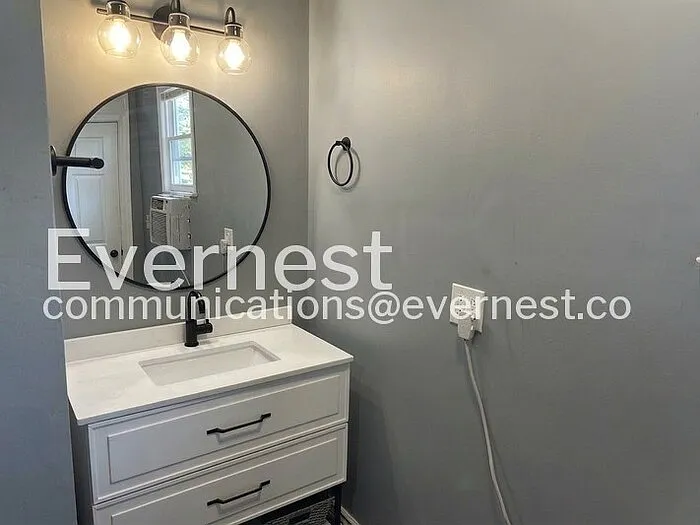 112 Hanford St #B — Photo 24