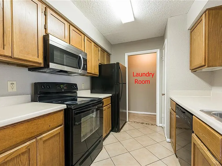 8911 Schick Rd #B — Photo 12