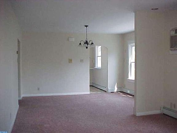 2nd image of 2652 Clayton St