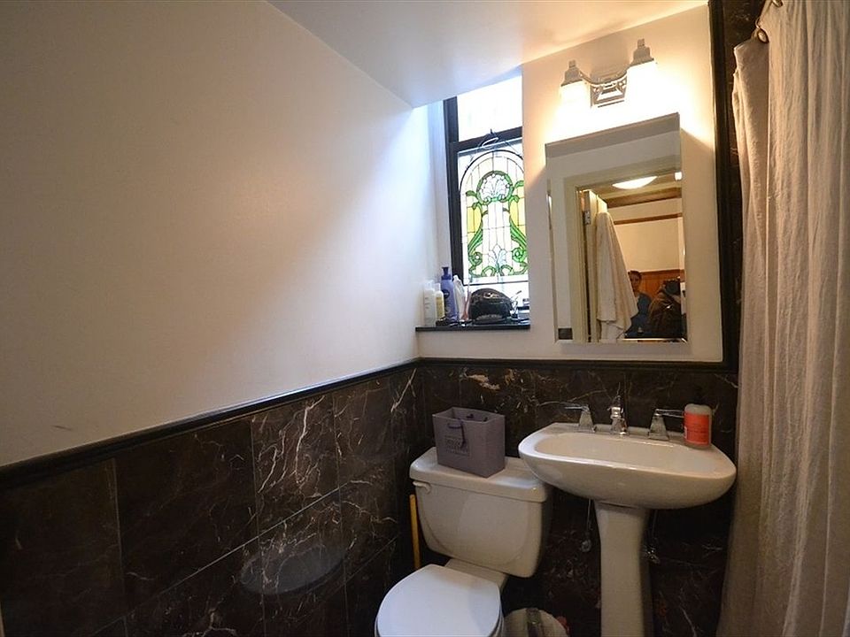 1st image of 38 W 69th St APT 1C