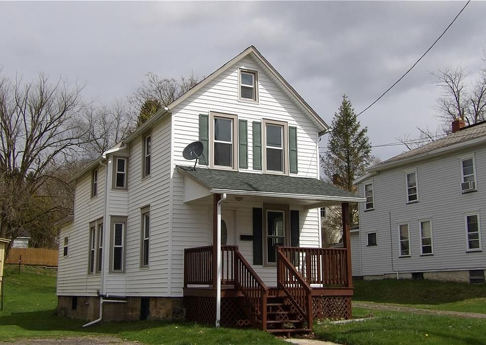 1st image of 593 Randolph St