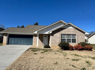 2507 Willow Bend Dr, Maryville, TN 37804