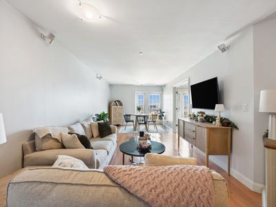 312-320 W 3rd St #305, Boston, MA, 02127