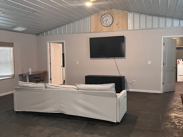 769 Hardy Rd — Photo 14