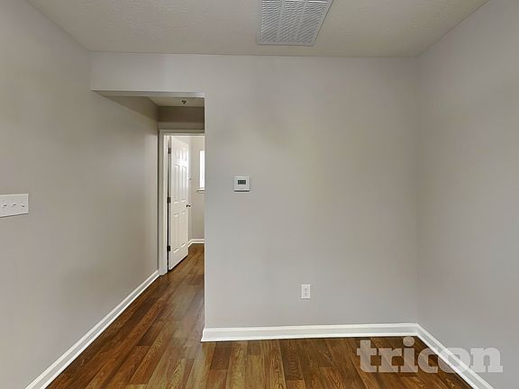 3rd image of 2391 Bristol Dr