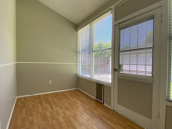 5th image of 2335 S Garth Ave