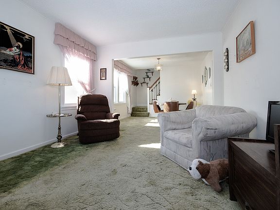 5th image of 4348 N Oriole Ave