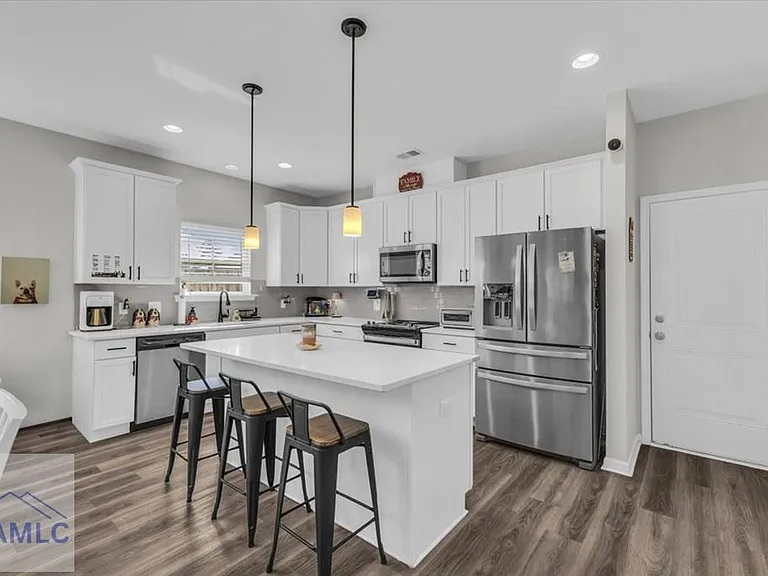399 Beecher Dr — Photo 6
