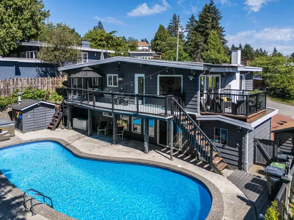 348 Seaforth Cres, Coquitlam, BC V3K 2M4