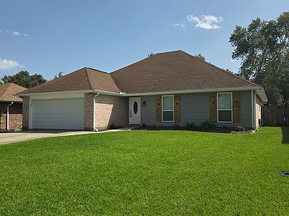 4th image of 117 Moonraker Dr