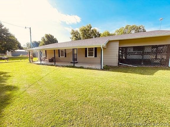 2nd image of 421216 E 1161st Cir