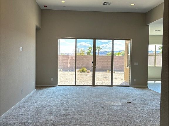 3rd image of 11831 Giroma Ave