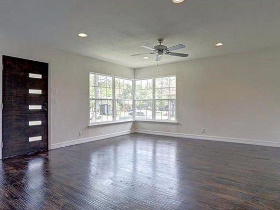 3rd image of 2608 Housley Dr