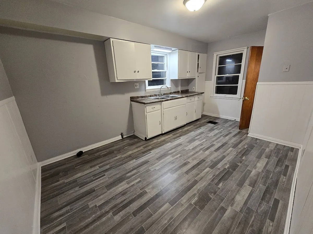 Building Photo - 2942 Atwood Ter