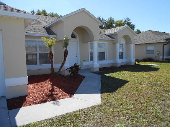 2nd image of 216 NW Goldcoast Avenue