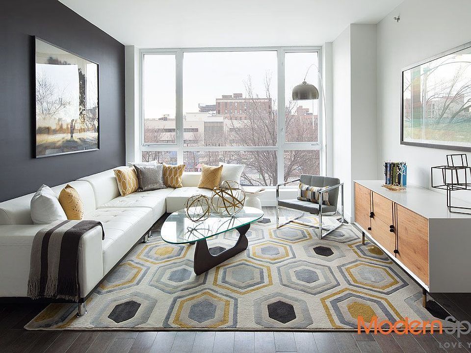 1st image of 1135 45th Ave APT 5C