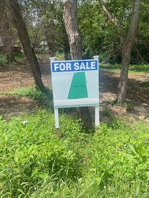 1st image of 649 S Sappington Rd