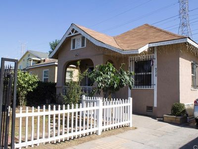 9512 Parmelee Ave, Los Angeles, CA, 90002