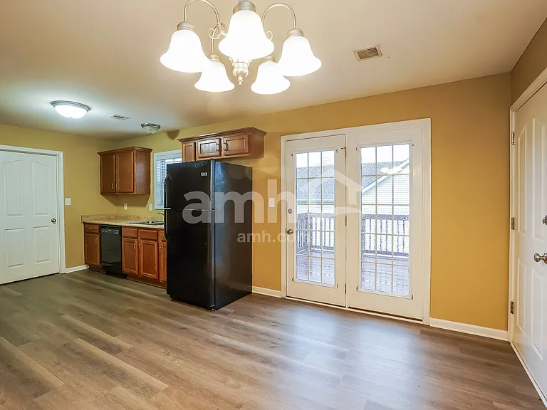 720 Arrowfield Dr — Photo 12