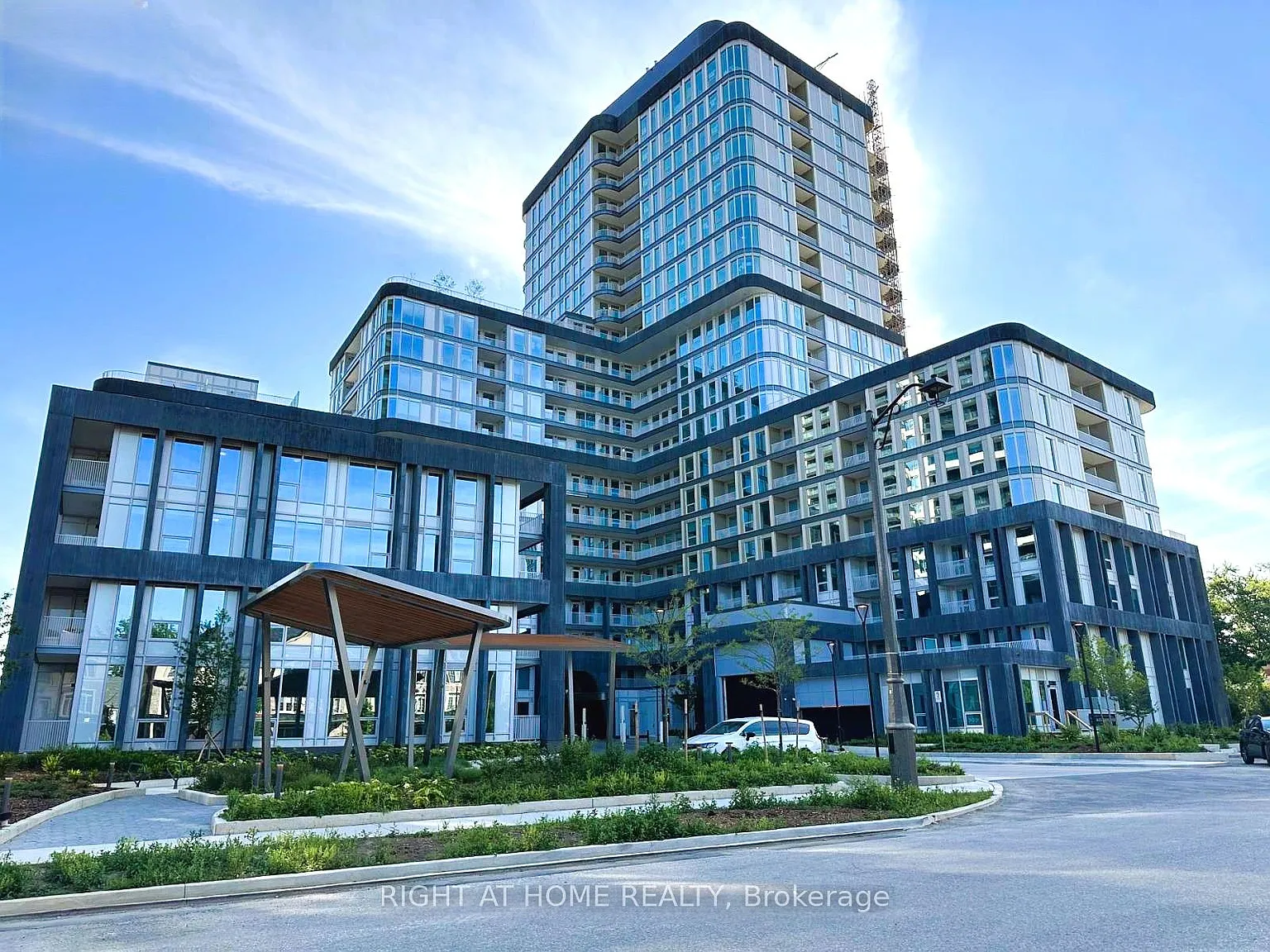 2 bed, $2,300 — Photo 1