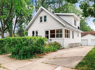 2721 Commercial Ave, Madison, WI 53704