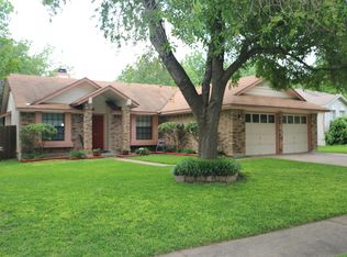 1703 Honeysuckle Ln, Round Rock, TX 78664