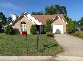 700 Woods Ct, Hinesville, GA 31313