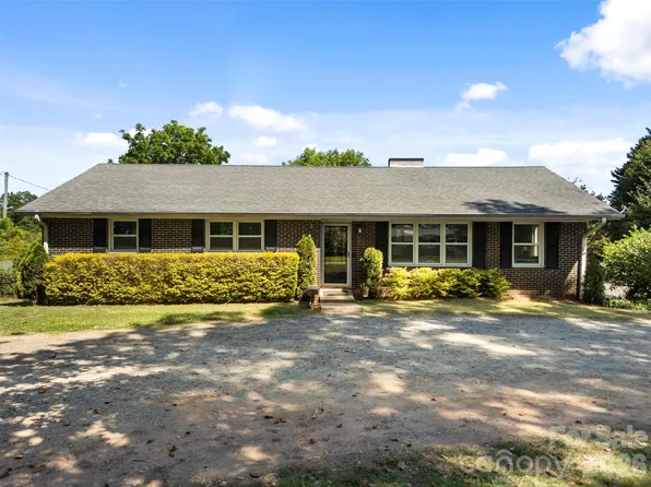 1483 Springsteen Rd, Rock Hill, SC 29730