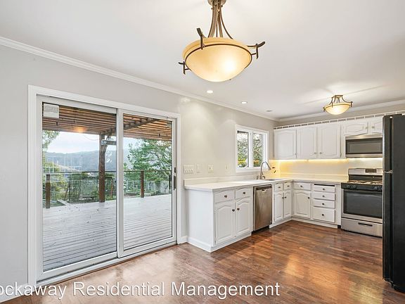 5th image of 1348 Crespi Dr