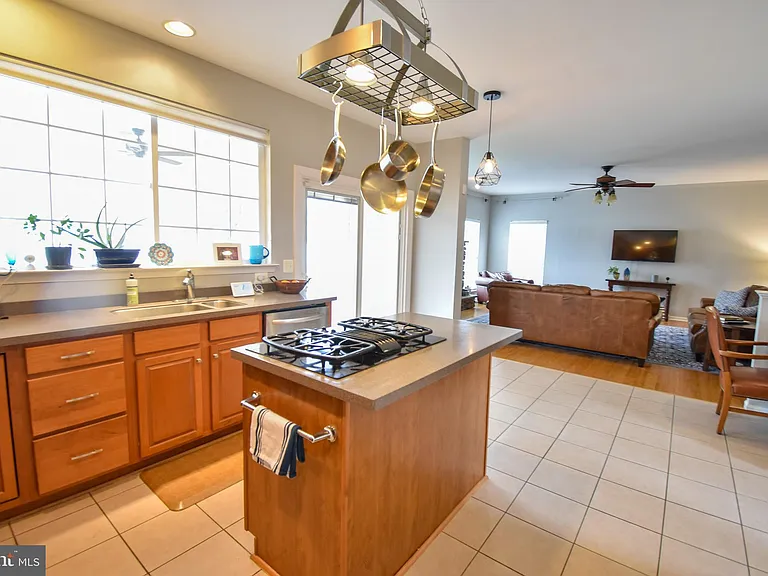29670 Old Creek Ln — Photo 10