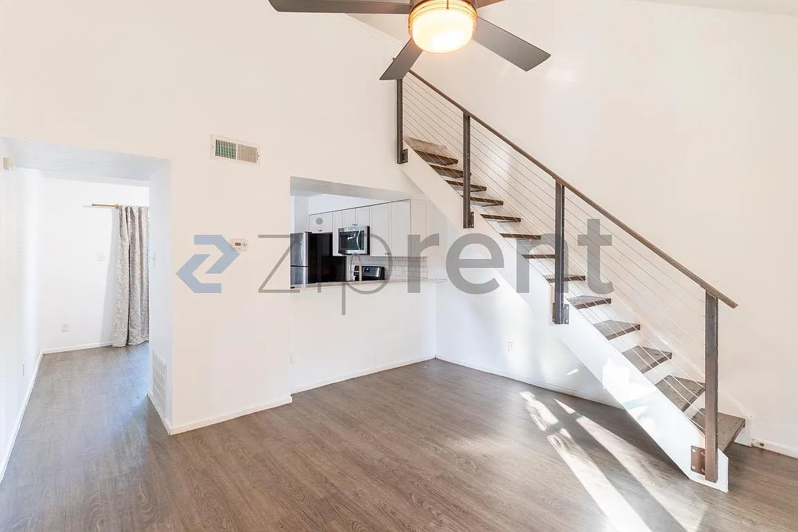 1 bed, 650 sqft, $1,500 — Photo 2