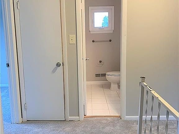 5th image of 1413 Goldfinch Ln