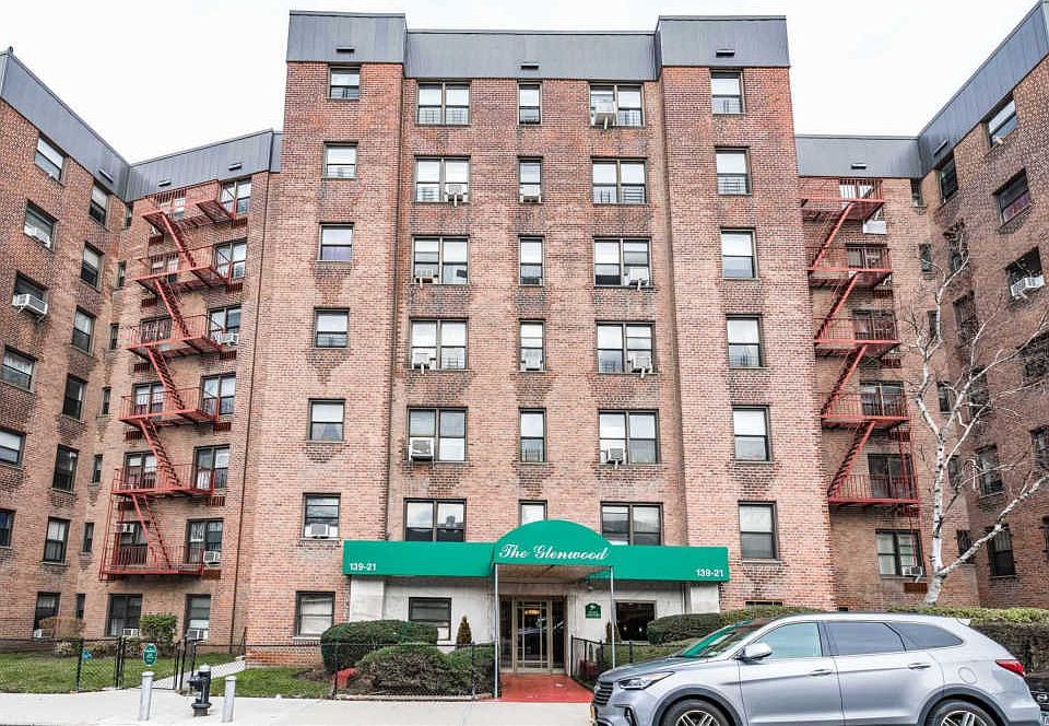 1st image of 13921 85th Dr APT 4F
