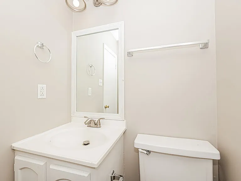 110 Bland Dr — Photo 12