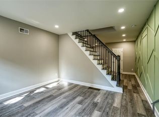 160 East St, Philadelphia, PA 19127