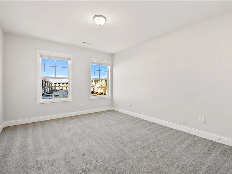 3831 Brookburn Park — Photo 21